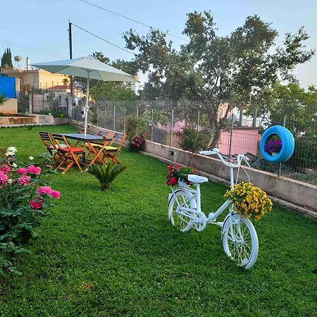 Guest house Dreamades House *
