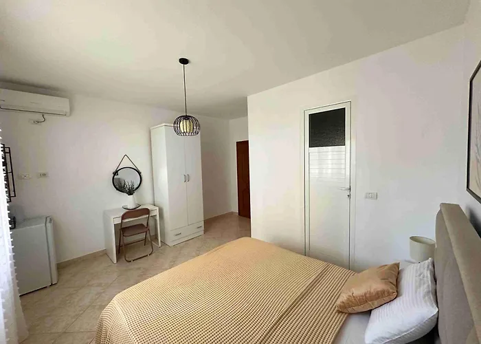 Gæstehus Dreamades House Dhërmi