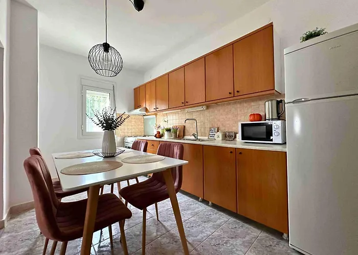 Gæstehus Dreamades House Dhërmi