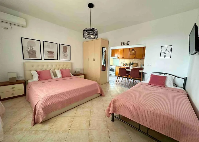 Dreamades House 3* Dhërmi