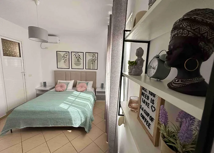 Dreamades House 3*