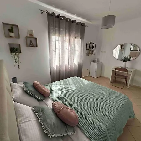 Dreamades House 3*